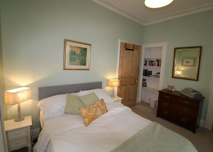 Chertsey Mount Townhouse, Within 10 Minutes Walk Of Centre, Shops, Pubs & Restaurants * كارلايل