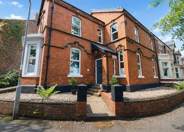 Casa de Férias Chertsey Mount Townhouse, Within 10 Minutes Walk Of Centre, Shops, Pubs & Restaurants Carlisle (Cumbria)